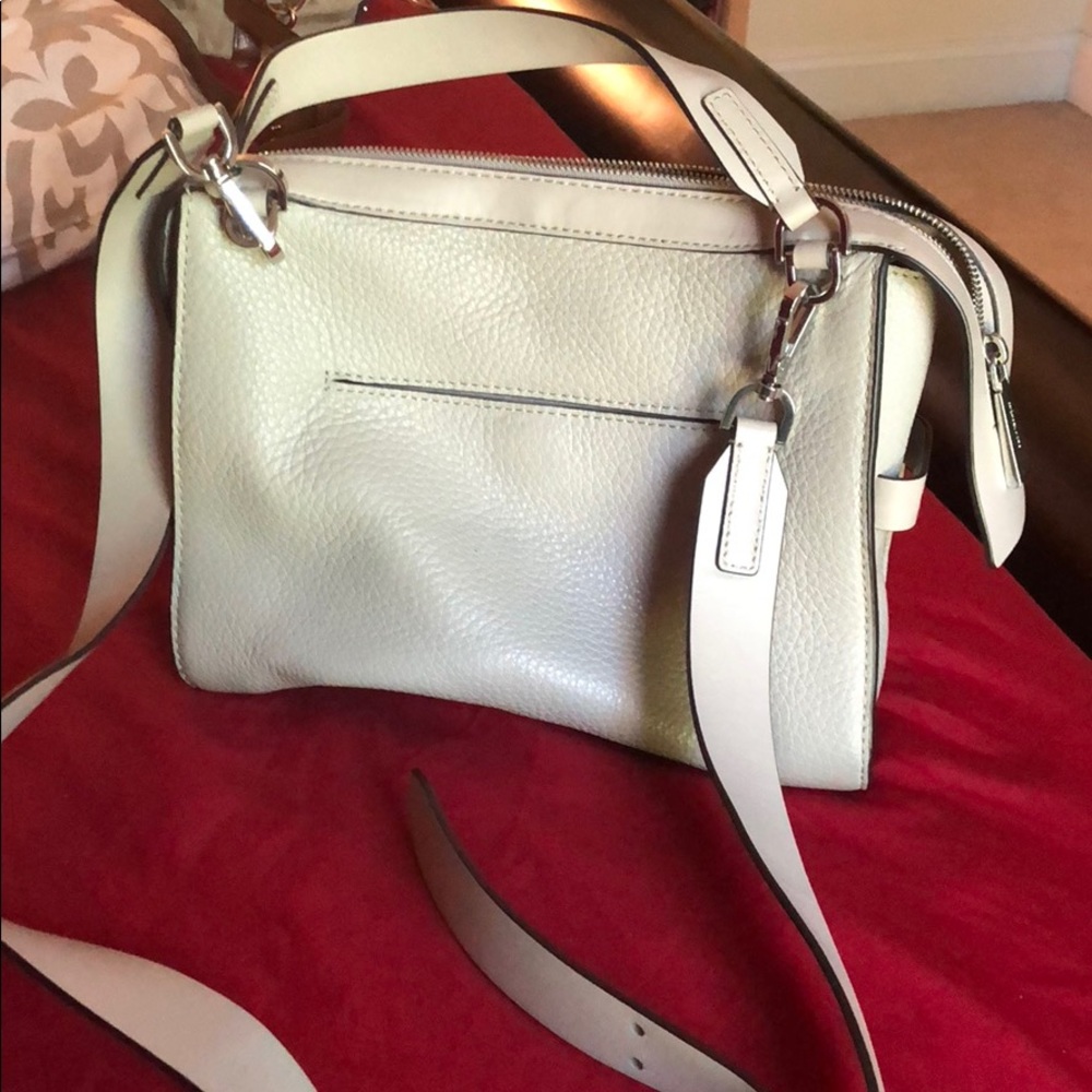 Michael Kors - Picture 2 of 3